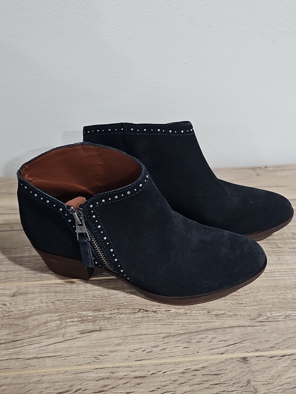 Lucky Brand Womens‎ Navy Blue Suede Ankle Booties Size 6